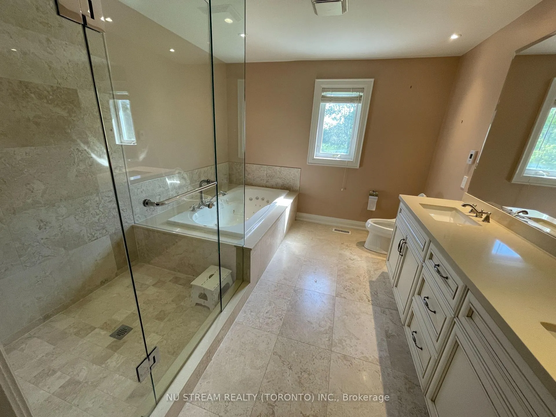 Photo 23 of 4 Willow Creek Drive, Markham, Devil's Elbow — HOMEH