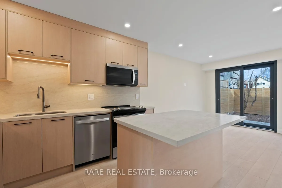Photo 13 of Unit 5, 191 Gledhill Avenue, Toronto, Woodbine-Lumsden — HOMEH