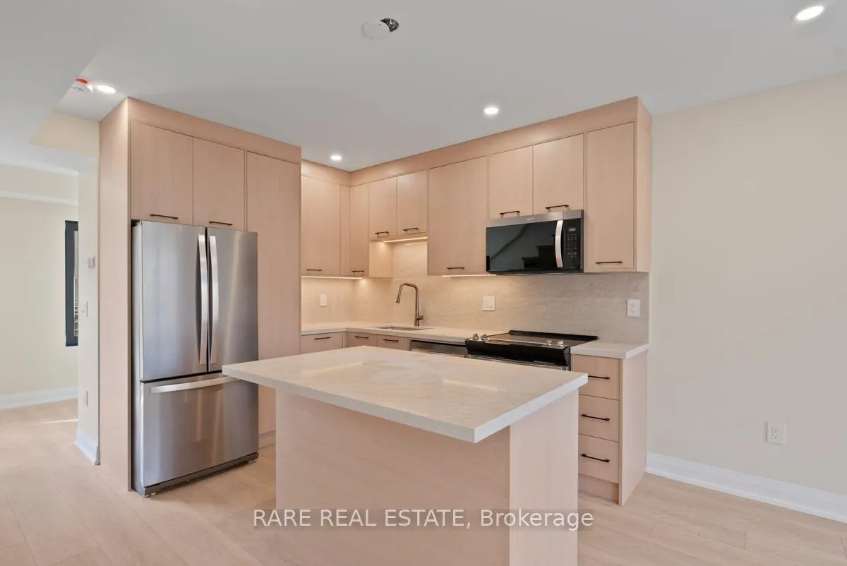 Photo 14 of Unit 5, 191 Gledhill Avenue, Toronto, Woodbine-Lumsden — HOMEH