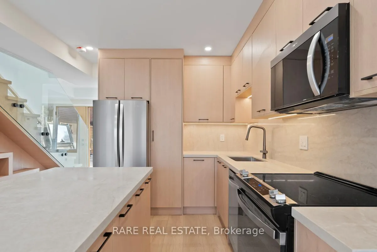 Photo 15 of Unit 5, 191 Gledhill Avenue, Toronto, Woodbine-Lumsden — HOMEH