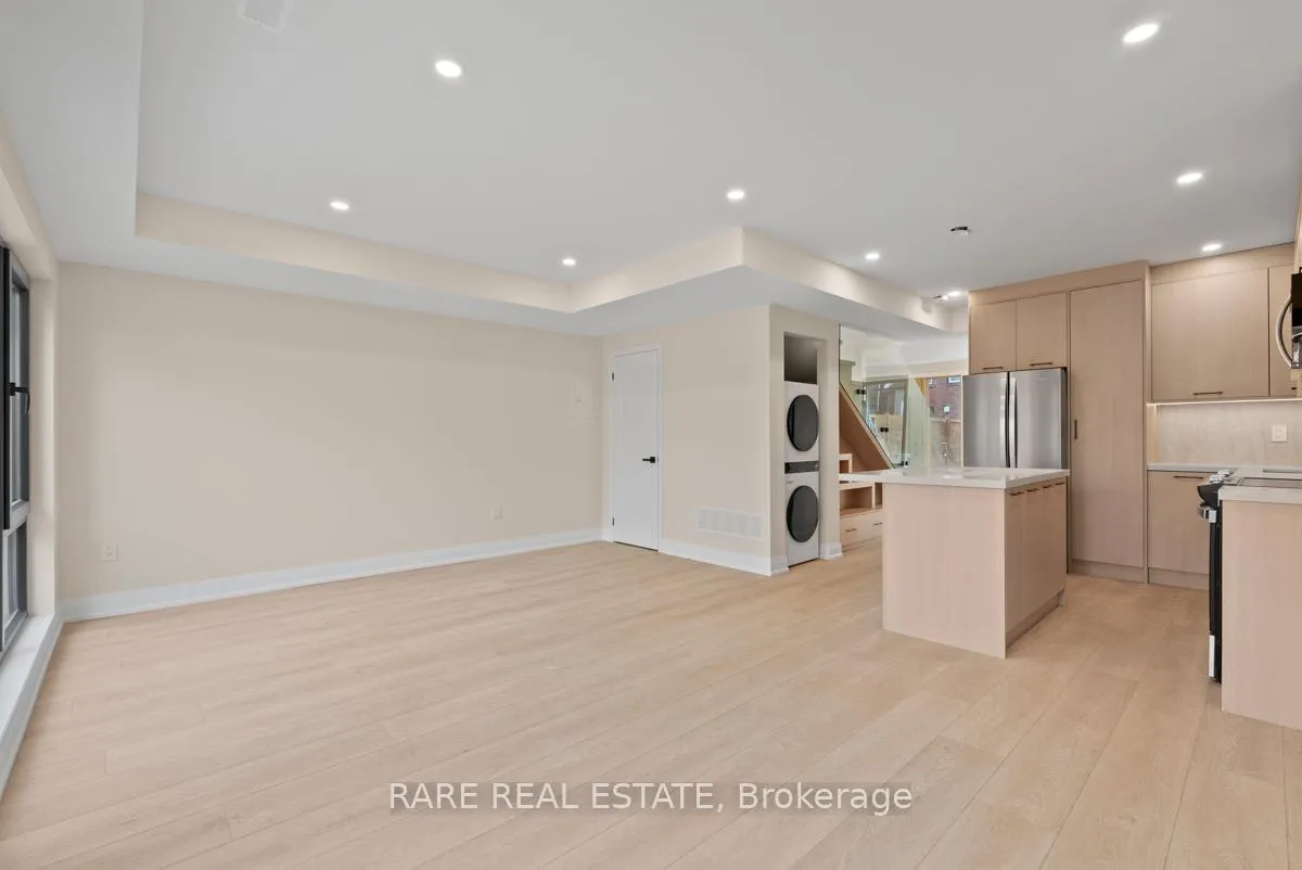 Photo 16 of Unit 5, 191 Gledhill Avenue, Toronto, Woodbine-Lumsden — HOMEH