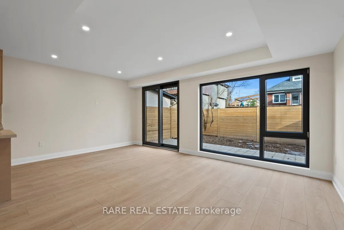 Photo 17 of Unit 5, 191 Gledhill Avenue, Toronto, Woodbine-Lumsden — HOMEH