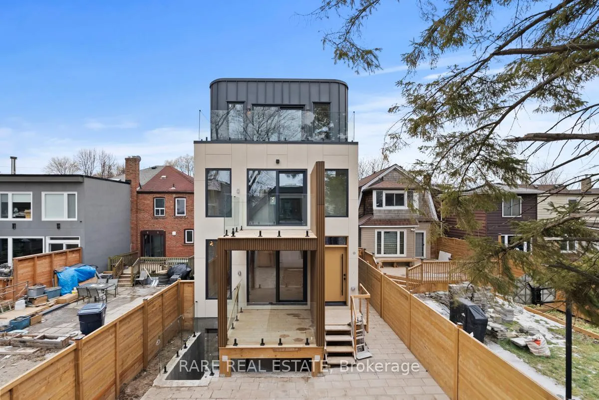 Photo 2 of Unit 3, 191 Gledhill Avenue, Toronto, Woodbine-Lumsden — HOMEH