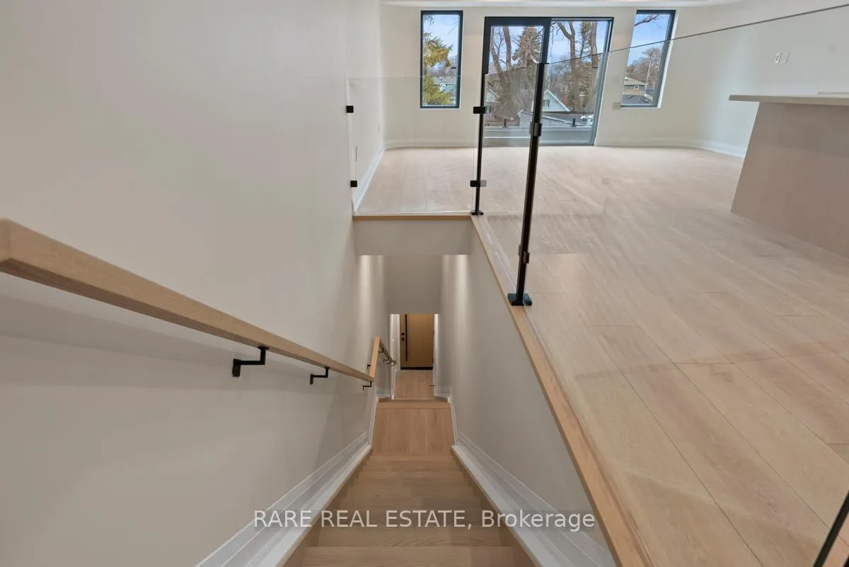 Photo 3 of Unit 3, 191 Gledhill Avenue, Toronto, Woodbine-Lumsden — HOMEH