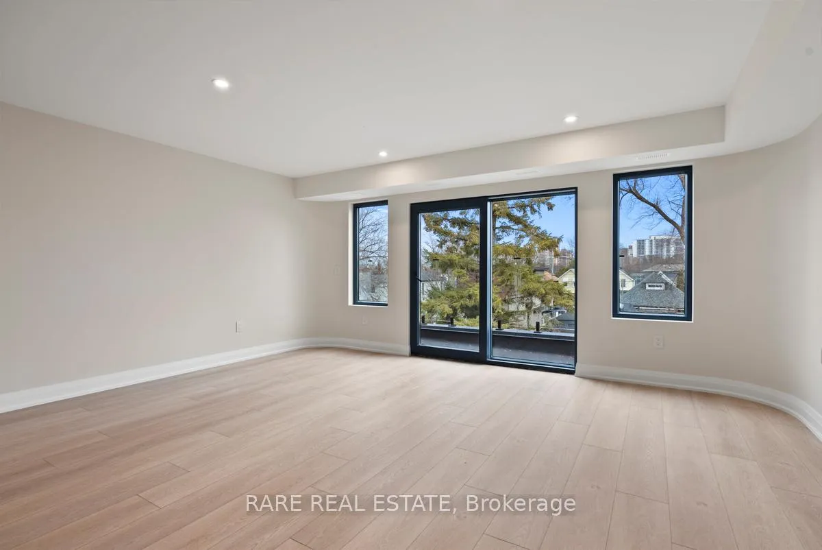 Photo 9 of Unit 3, 191 Gledhill Avenue, Toronto, Woodbine-Lumsden — HOMEH