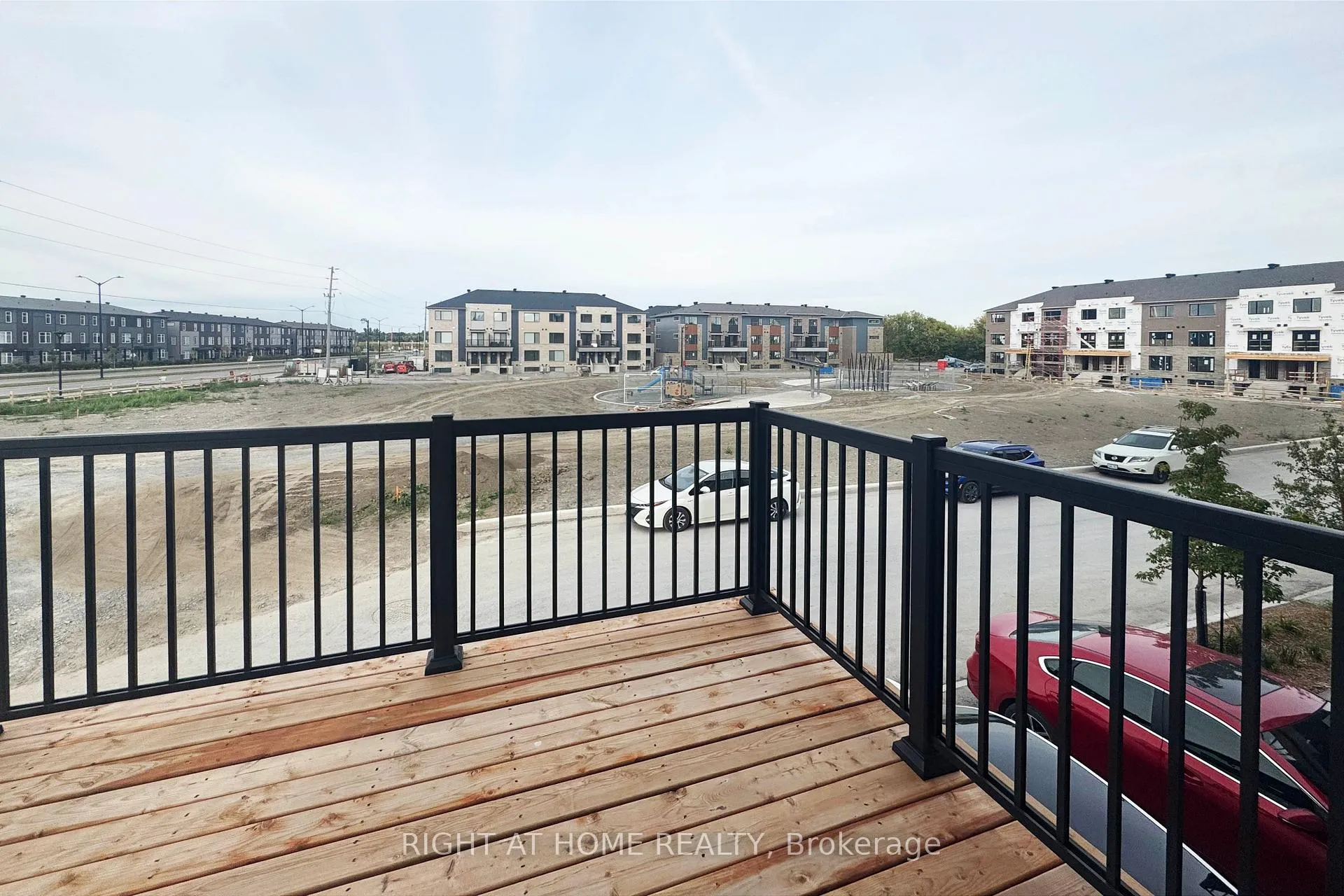Photo 3 of 368 Clearpath Private, Ottawa, Kanata - Kanata Lakes/Heritage Hills — HOMEH