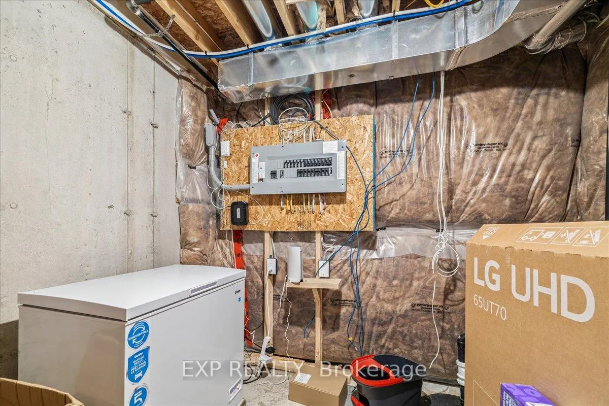 Photo 38 of Unit 25, 1890 Rymal Road E, Hamilton, Rural Glanbrook — HOMEH