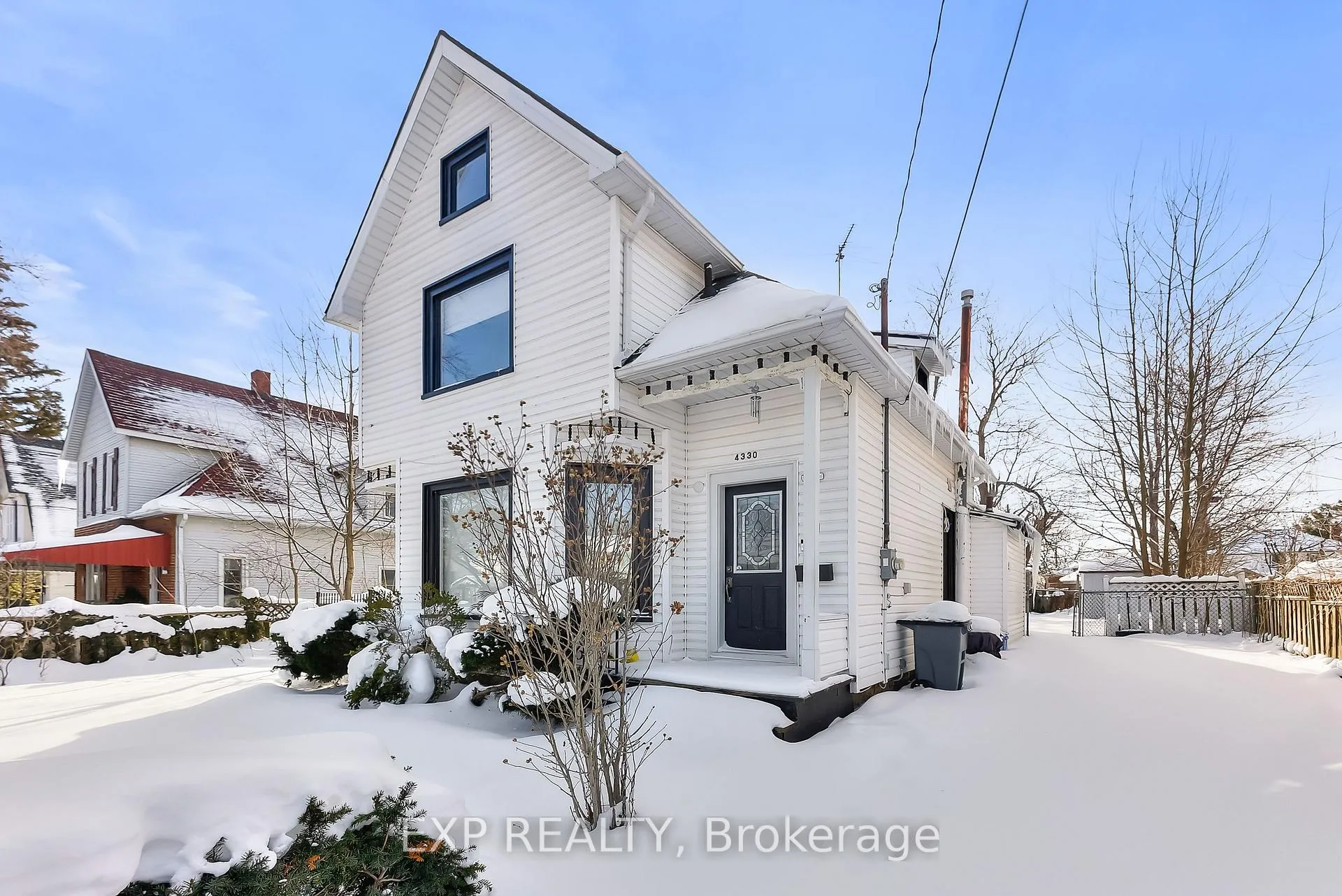 Photo 2 of 4330 Simcoe Street, Niagara Falls, Downtown — HOMEH
