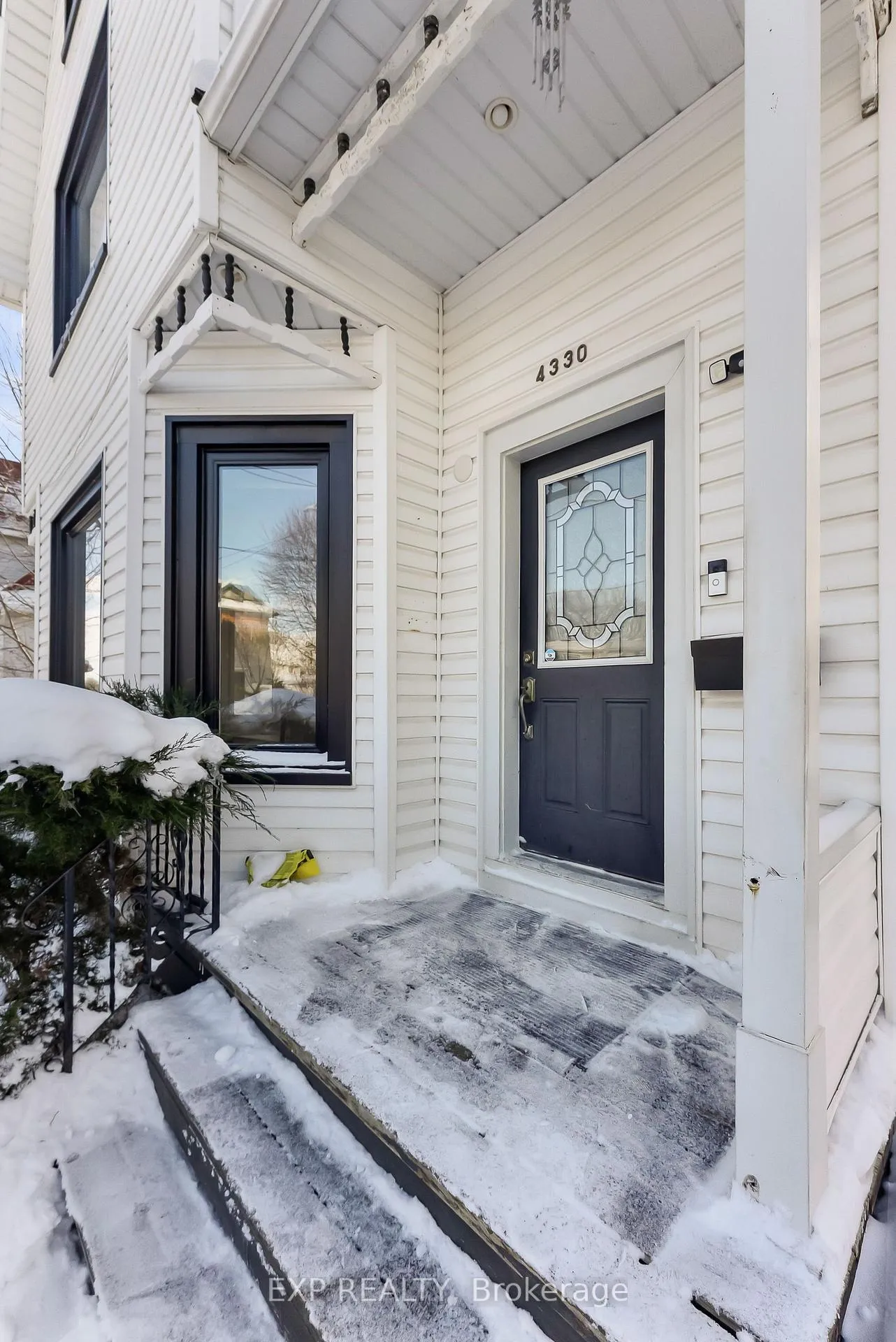 Photo 3 of 4330 Simcoe Street, Niagara Falls, Downtown — HOMEH