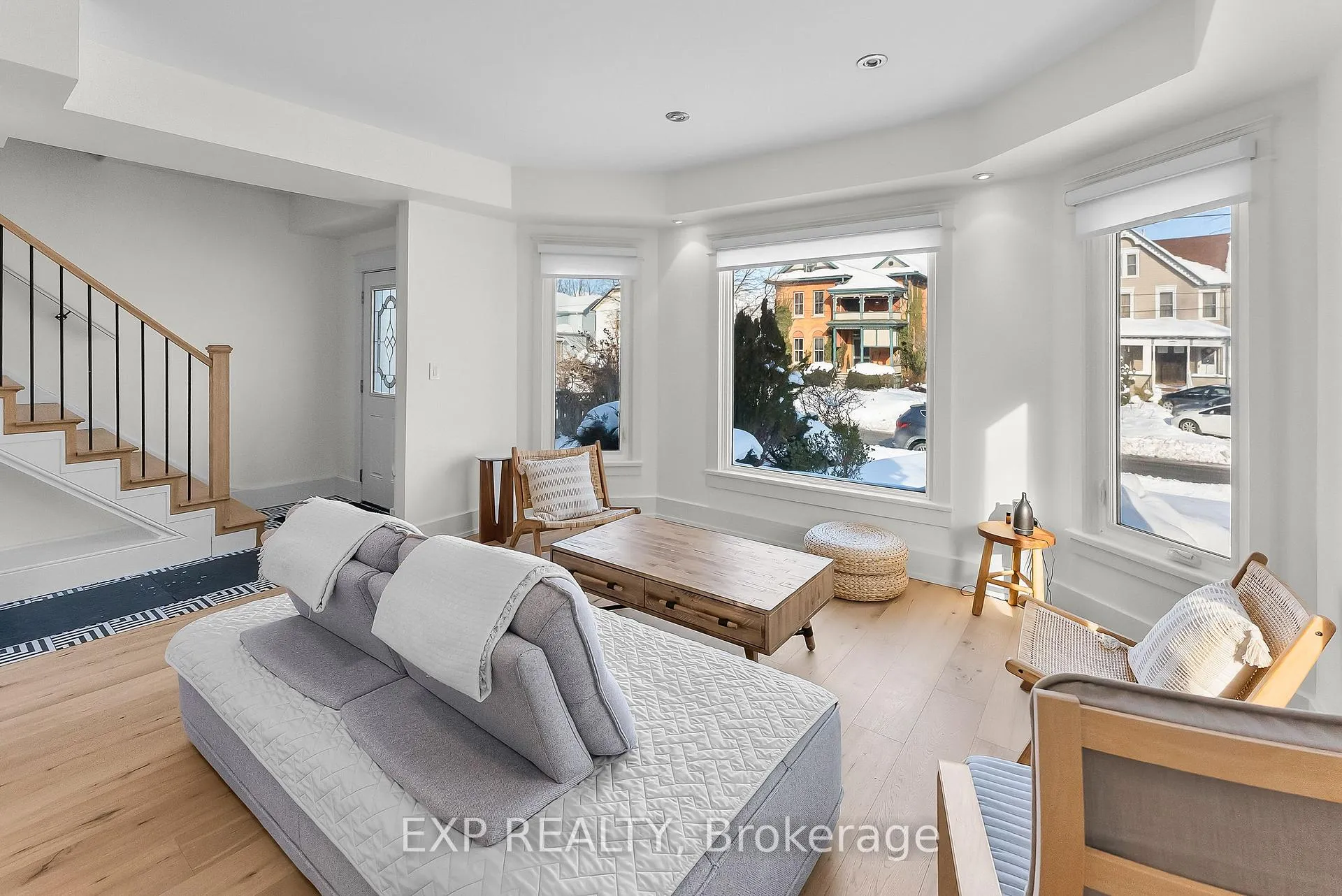 Photo 8 of 4330 Simcoe Street, Niagara Falls, Downtown — HOMEH