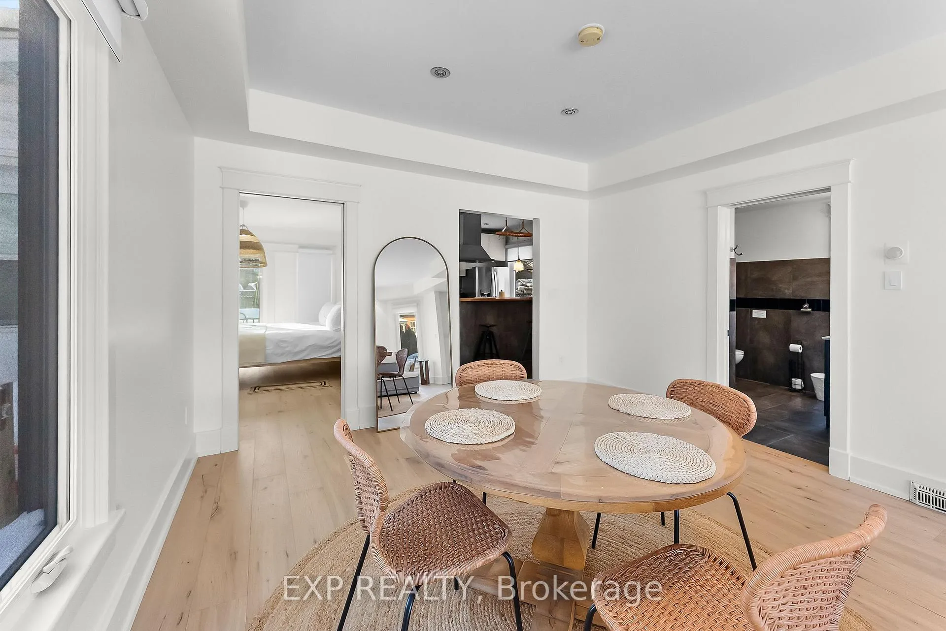 Photo 12 of 4330 Simcoe Street, Niagara Falls, Downtown — HOMEH