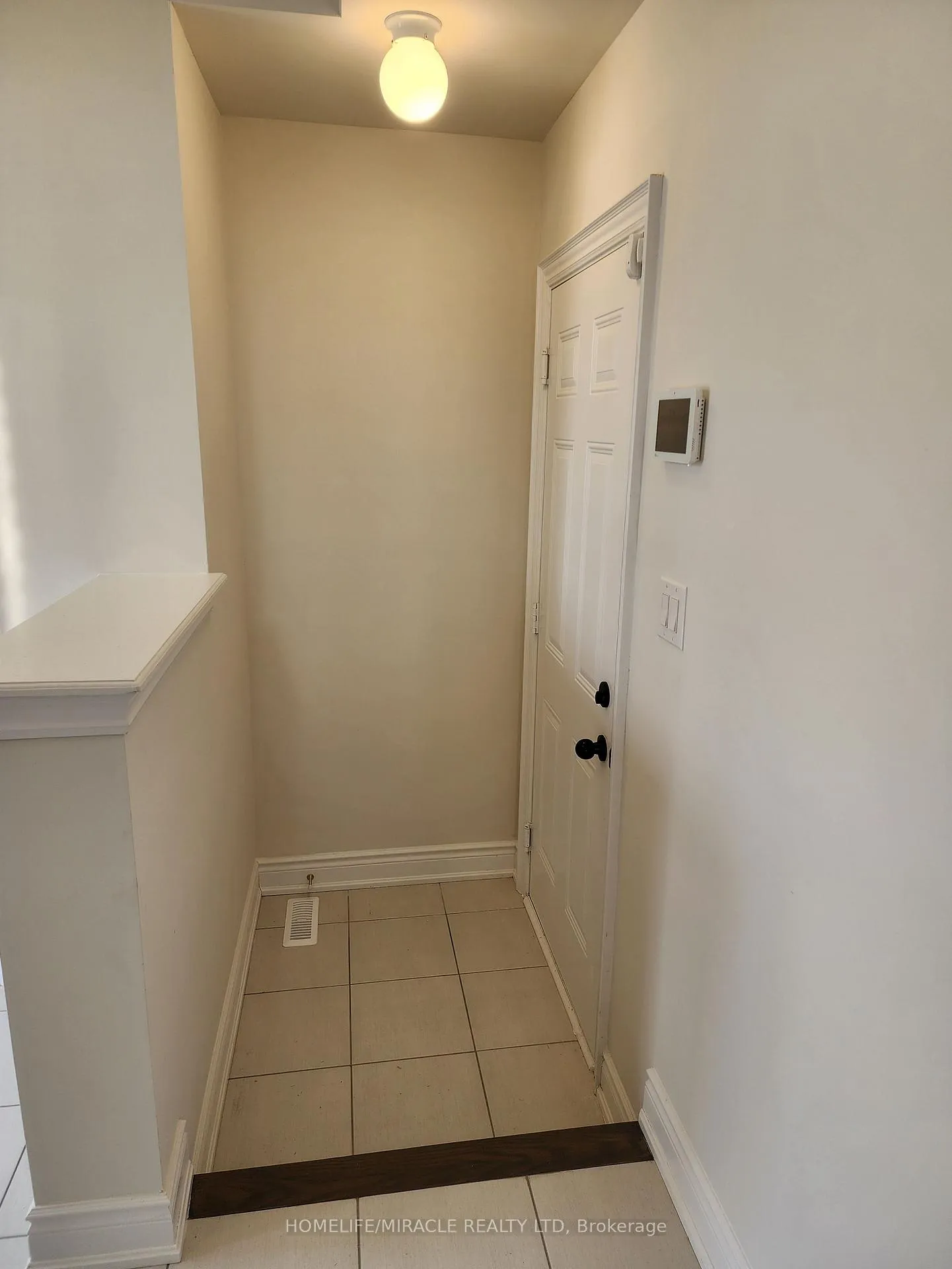 Photo 14 of 102 Thule Street, Vaughan, Vellore Village — HOMEH