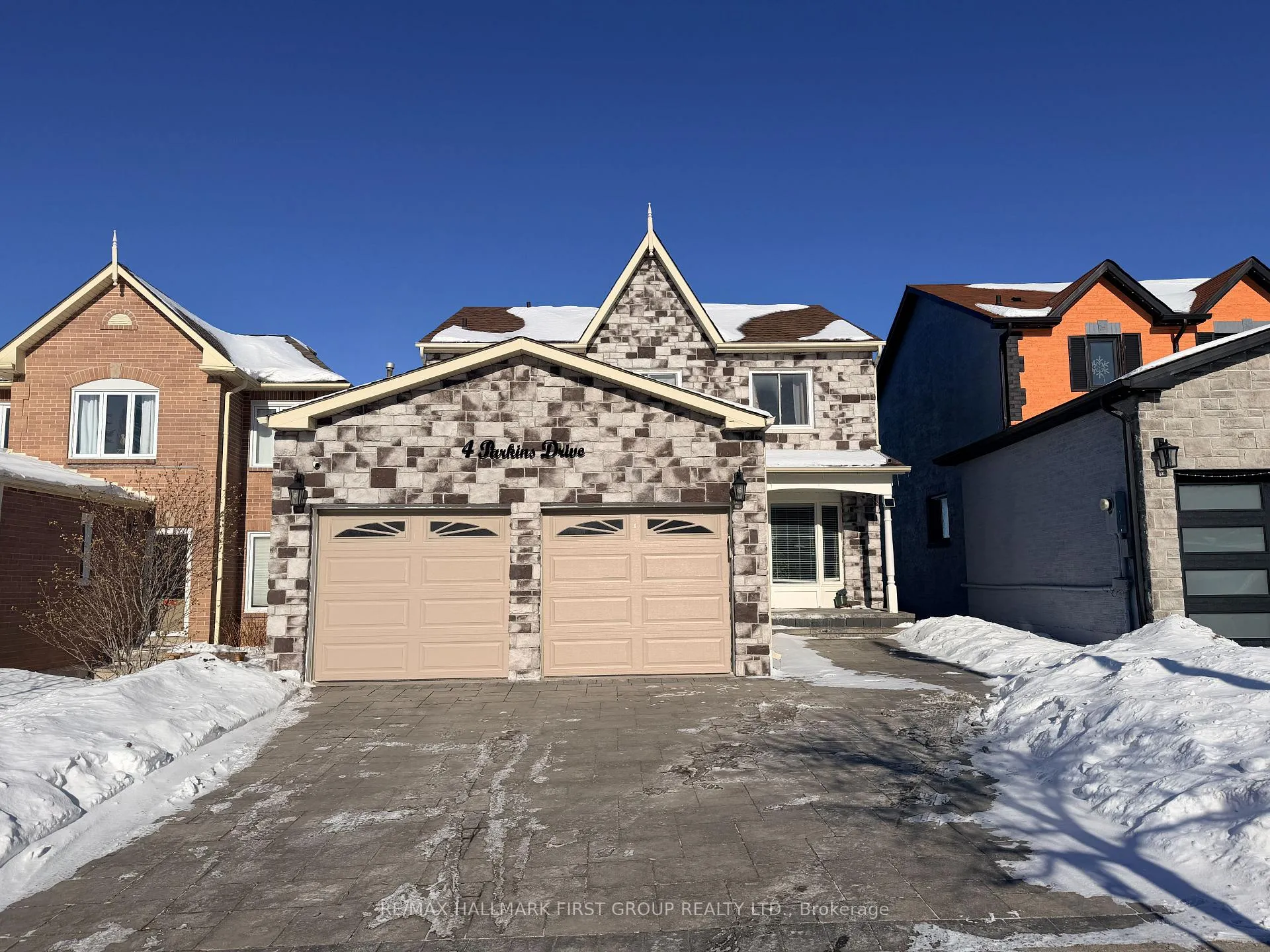 Photo 1 of 4 Parkins Drive, Ajax, Central — HOMEH