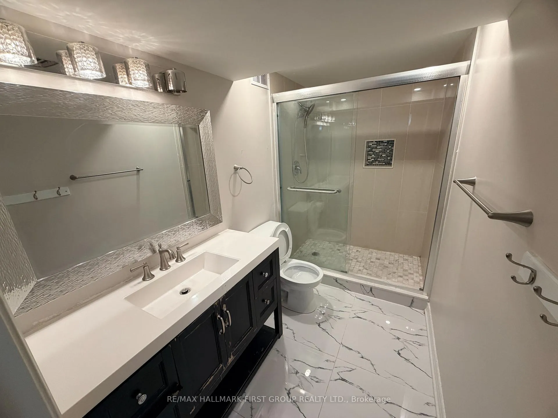 Photo 9 of 4 Parkins Drive, Ajax, Central — HOMEH