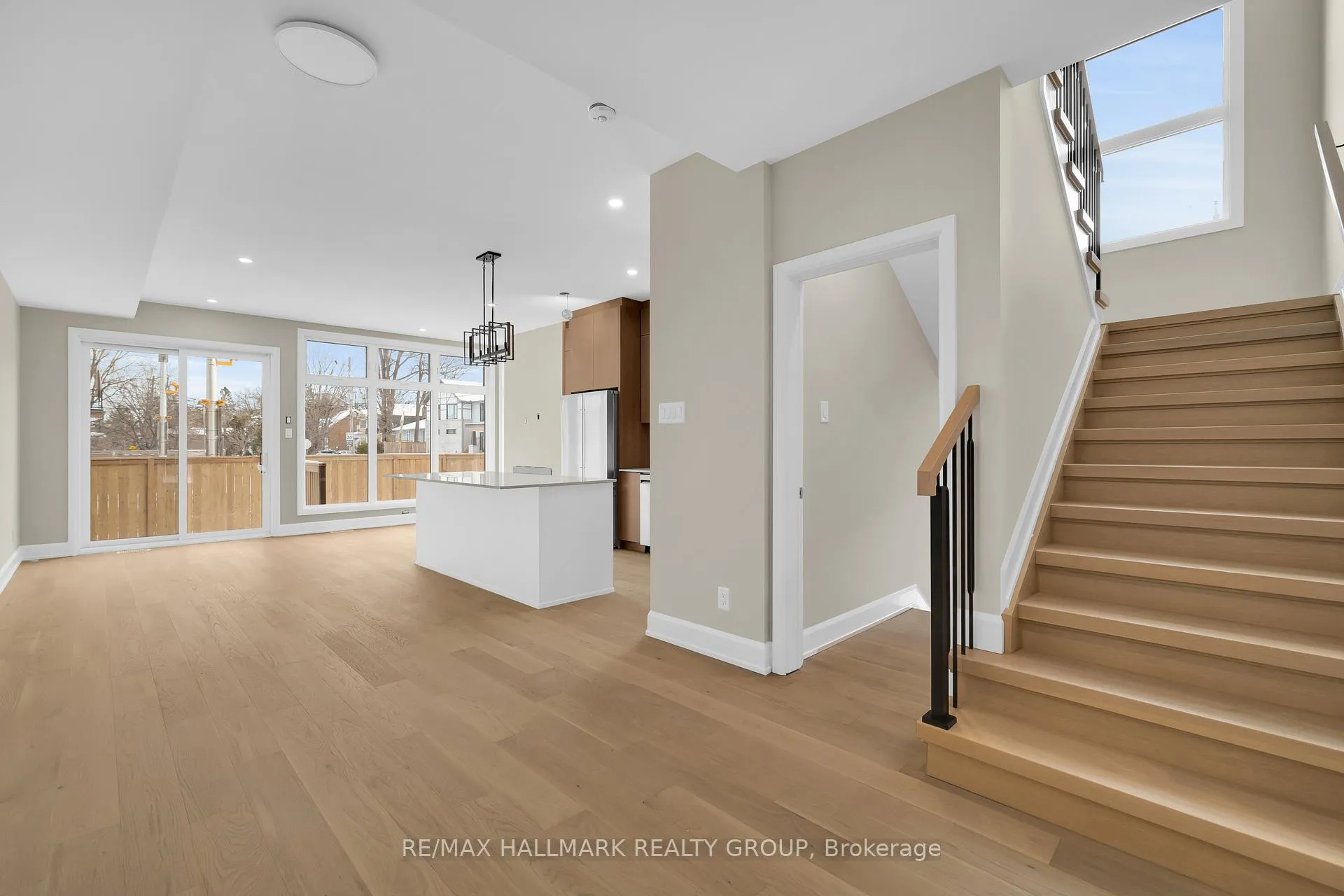 Photo 20 of 507 Dawson Avenue, Ottawa, Westboro/Hampton Park — HOMEH