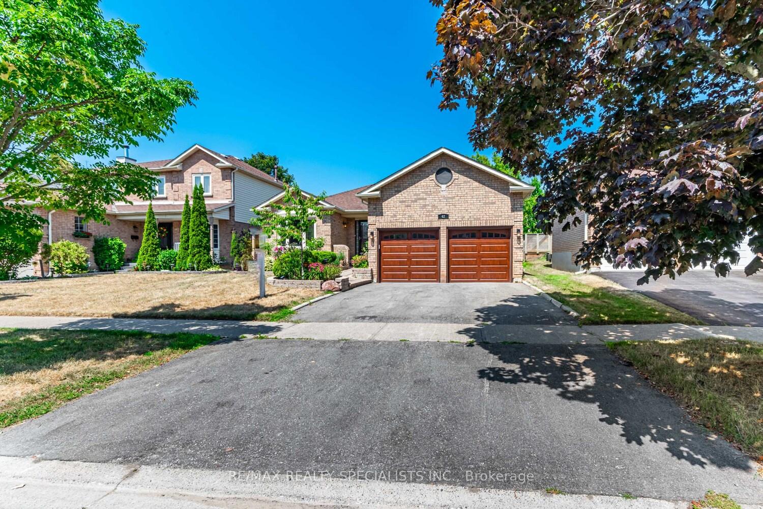 Photo 1 of 42 Resnik Drive, Clarington, Newcastle — HOMEH