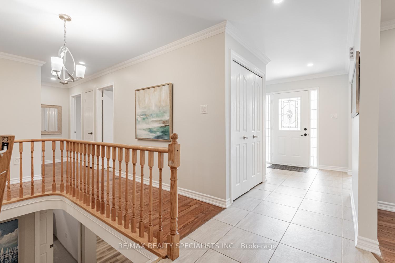Photo 7 of 42 Resnik Drive, Clarington, Newcastle — HOMEH