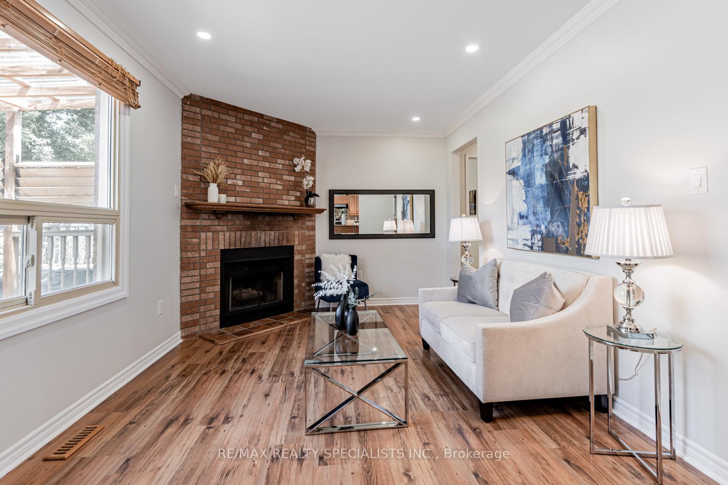 Photo 12 of 42 Resnik Drive, Clarington, Newcastle — HOMEH