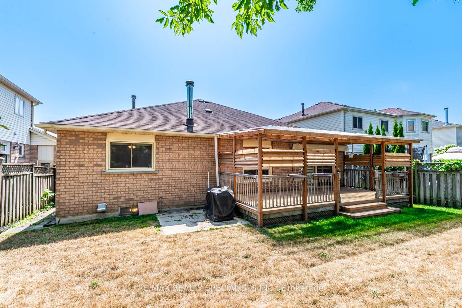 Photo 32 of 42 Resnik Drive, Clarington, Newcastle — HOMEH