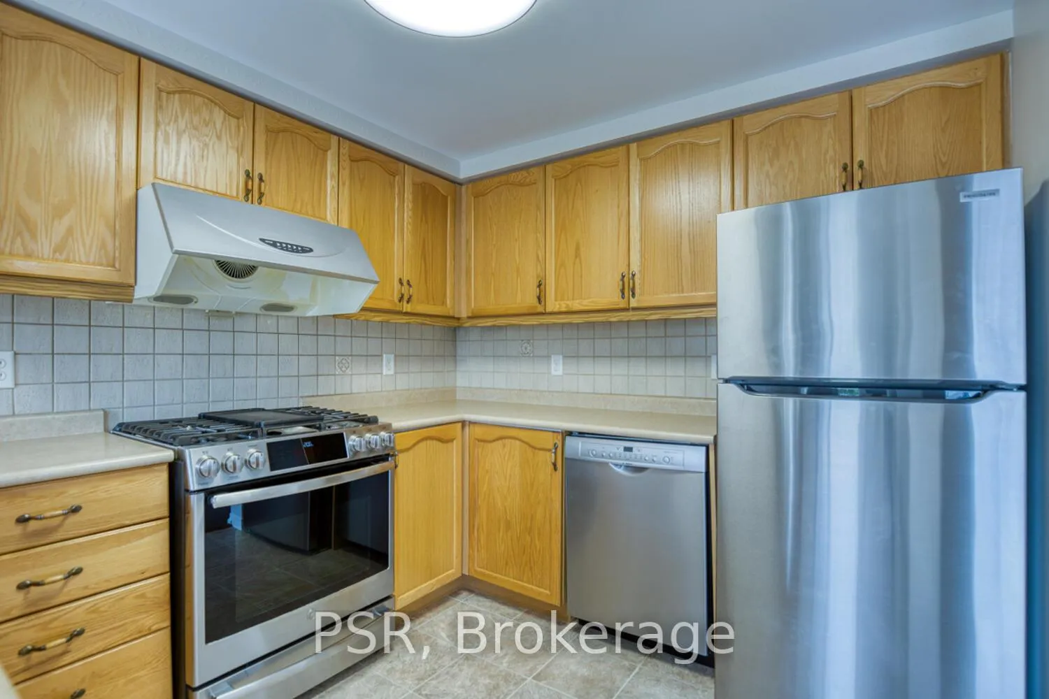Photo 5 of 578 Chesapeake Crescent, Waterloo, Eastbridge — HOMEH