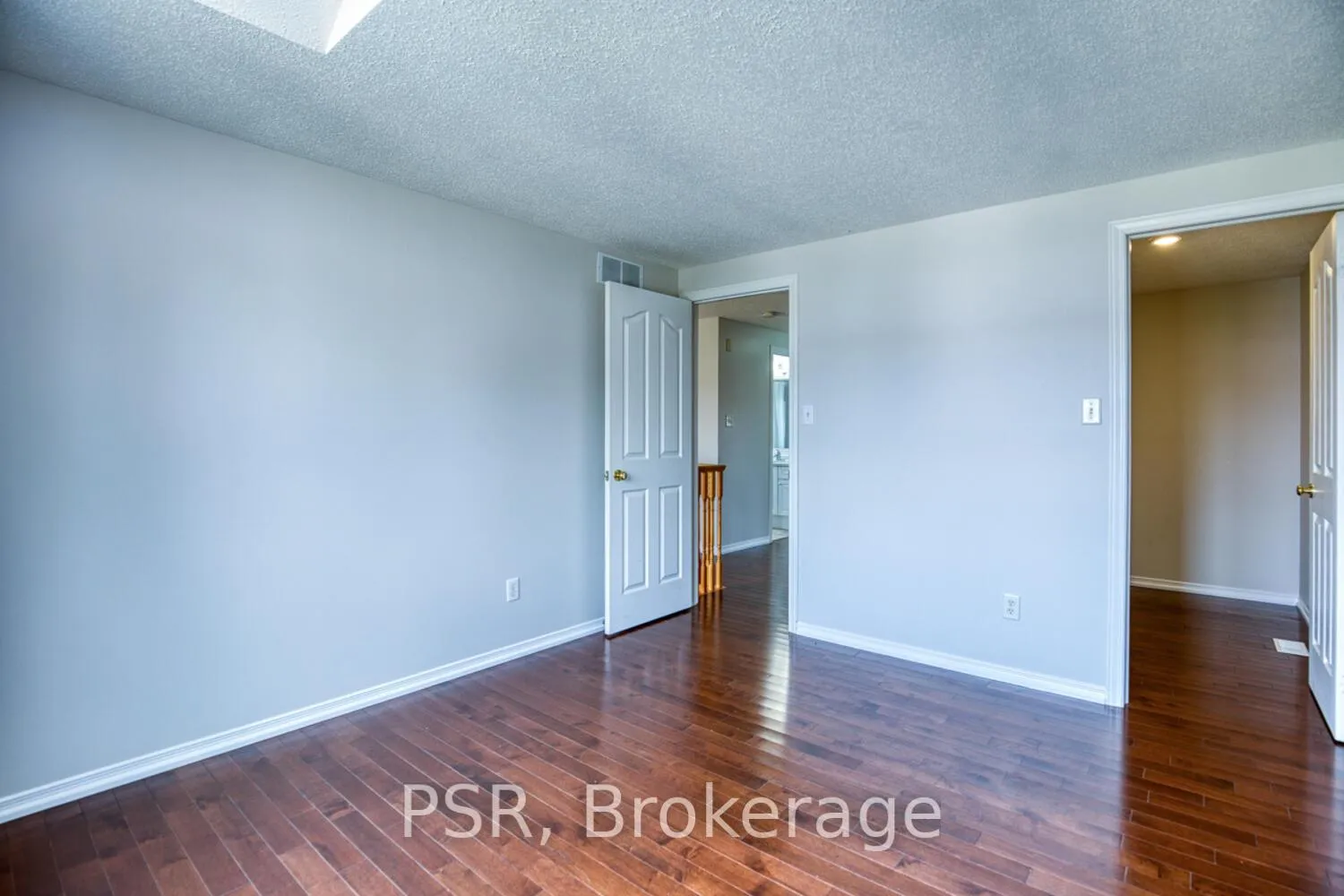 Photo 16 of 578 Chesapeake Crescent, Waterloo, Eastbridge — HOMEH