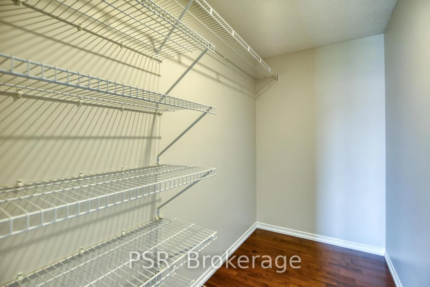 Photo 17 of 578 Chesapeake Crescent, Waterloo, Eastbridge — HOMEH