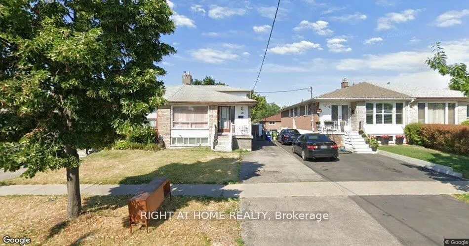 Front of Unit Bsmt, 68 Elnathan Crescent
