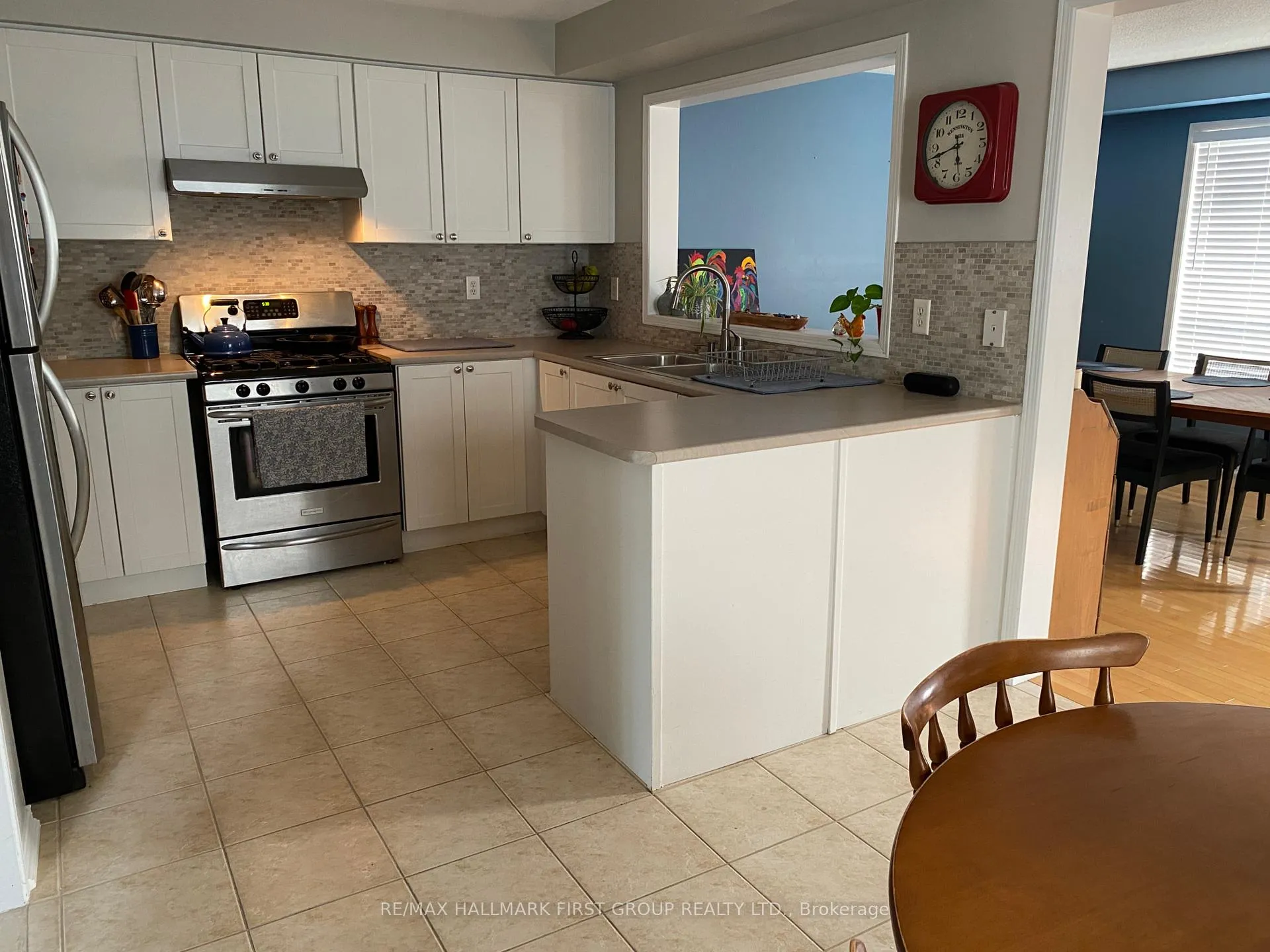 Photo 4 of 902 Audley Road S, Ajax, South East — HOMEH