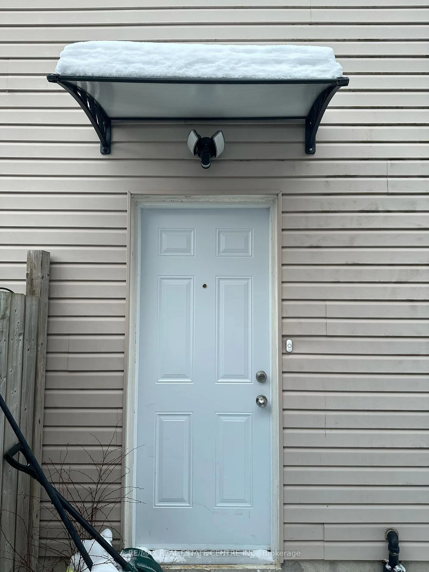 Photo 2 of 529 Chablis Drive, Waterloo — HOMEH