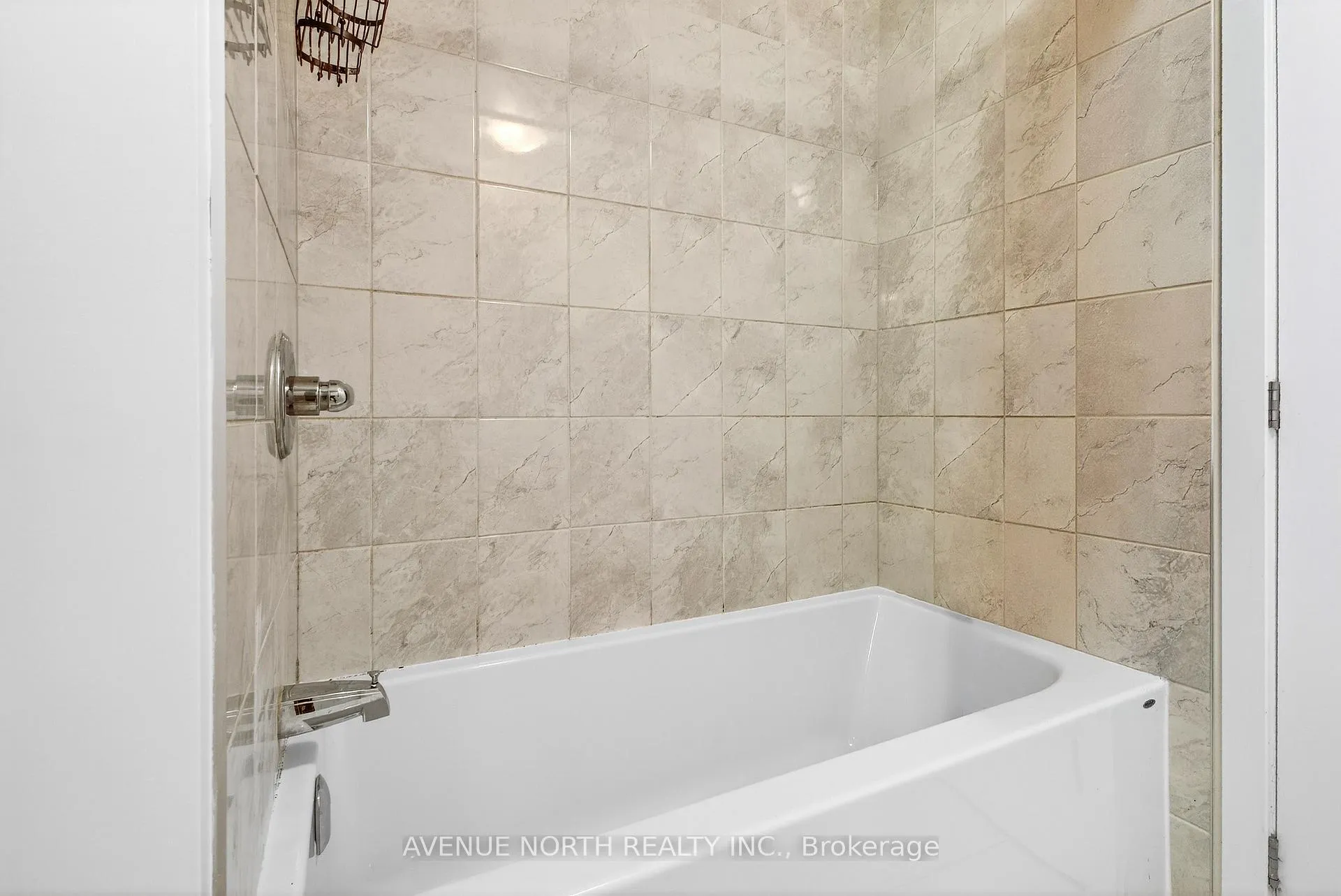Photo 14 of Unit B, 47 Dun Skipper Drive, Ottawa, Blossom Park/Kemp Park/Findlay Creek — HOMEH