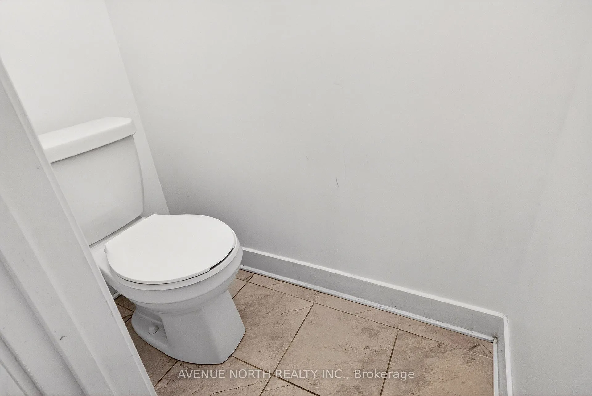 Photo 15 of Unit B, 47 Dun Skipper Drive, Ottawa, Blossom Park/Kemp Park/Findlay Creek — HOMEH