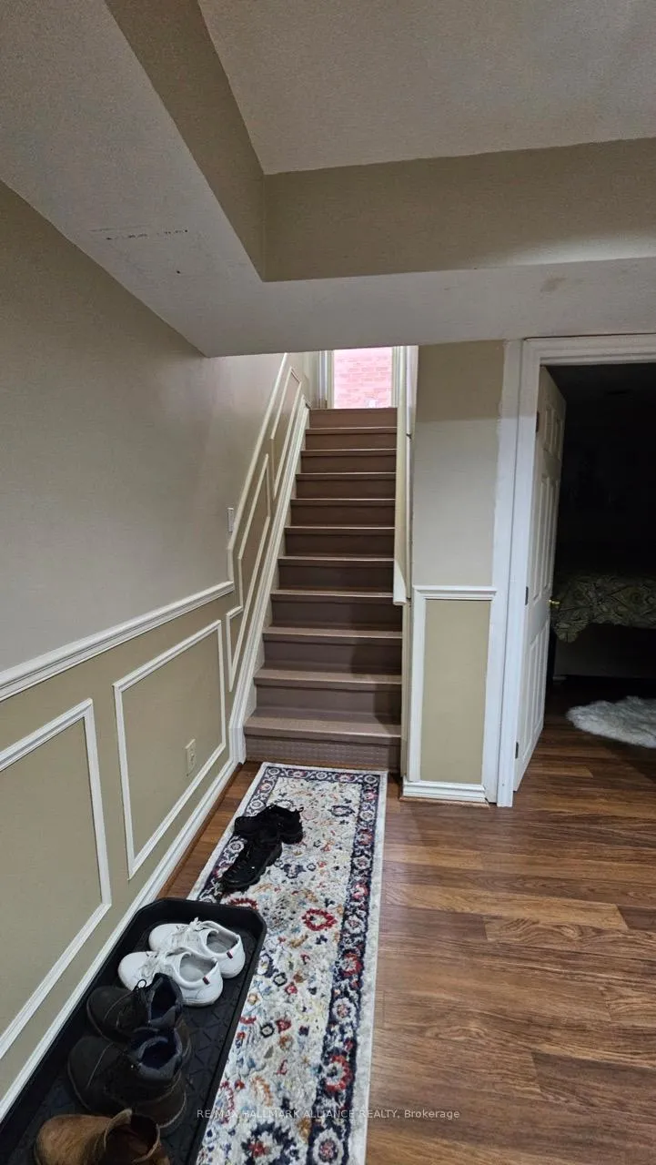 Photo 2 of Unit Lower, 33 Trevor Street, Vaughan, East Woodbridge — HOMEH