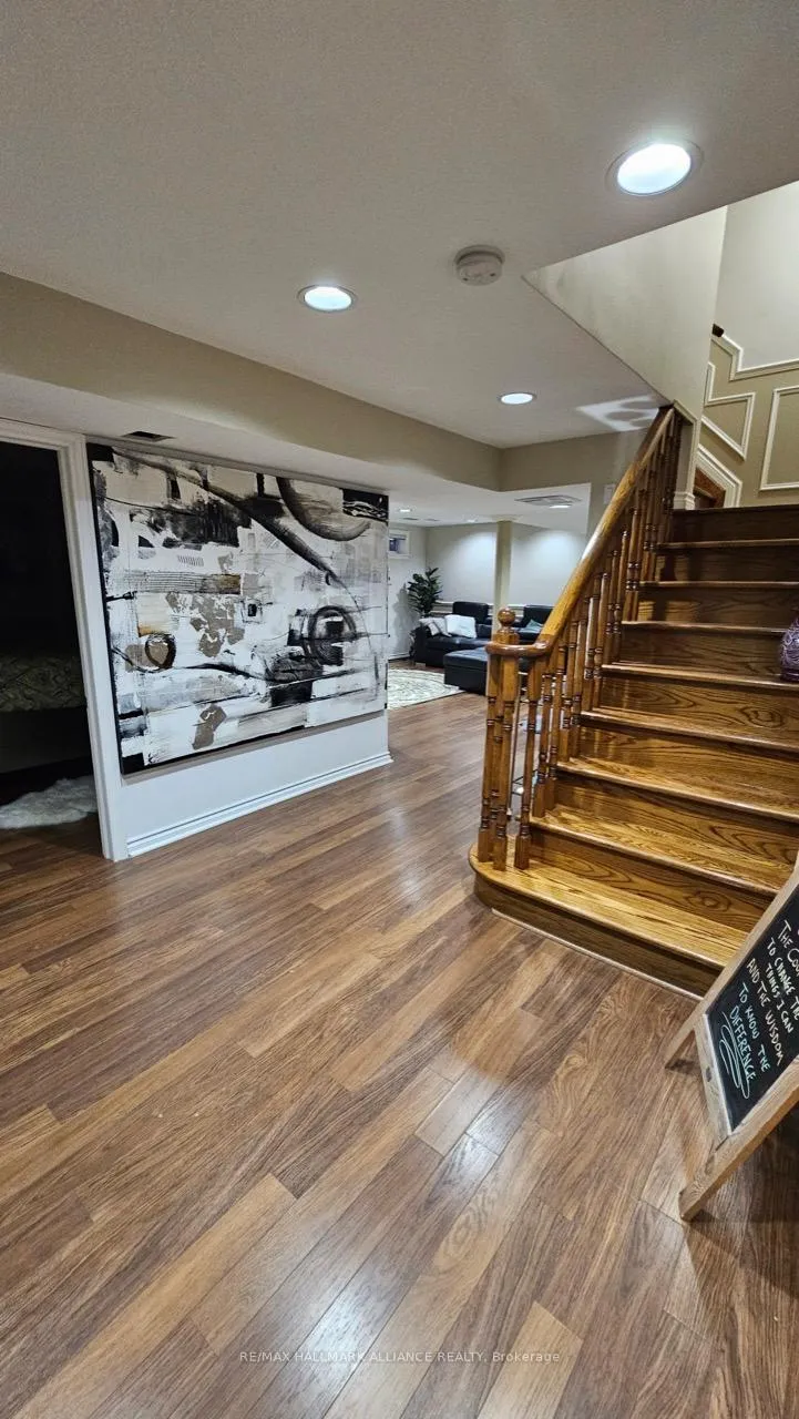 Photo 4 of Unit Lower, 33 Trevor Street, Vaughan, East Woodbridge — HOMEH