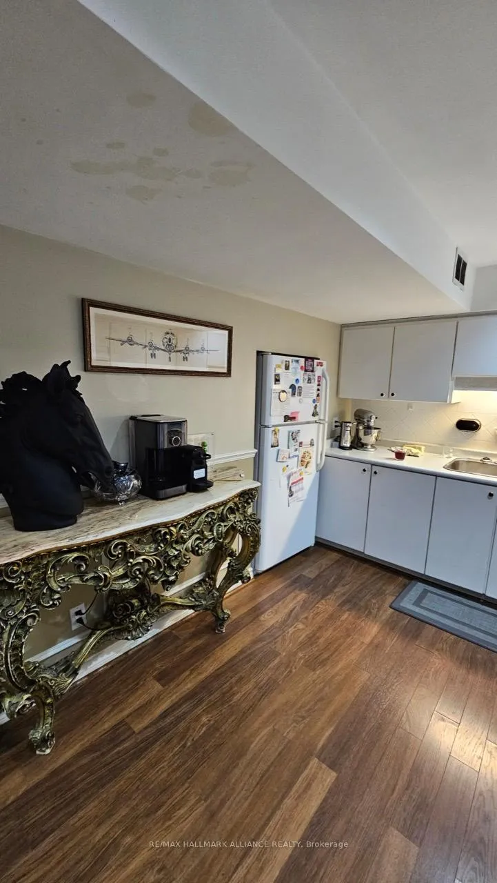 Photo 12 of Unit Lower, 33 Trevor Street, Vaughan, East Woodbridge — HOMEH