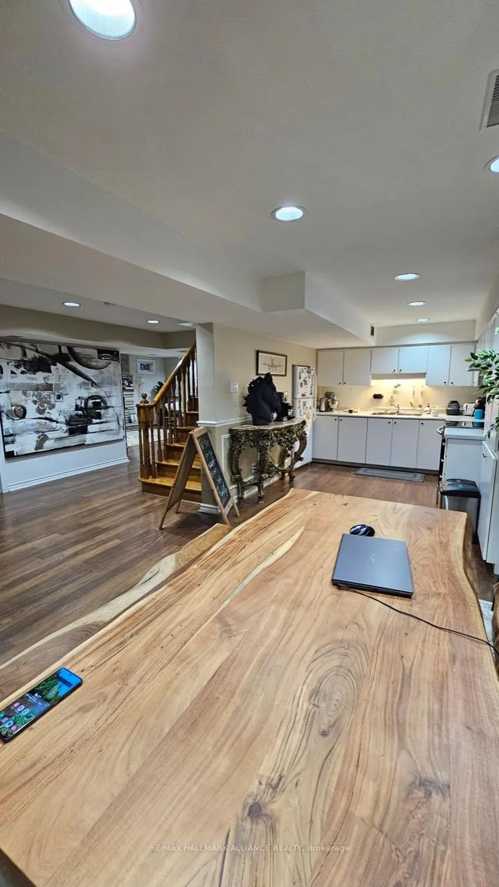 Photo 16 of Unit Lower, 33 Trevor Street, Vaughan, East Woodbridge — HOMEH