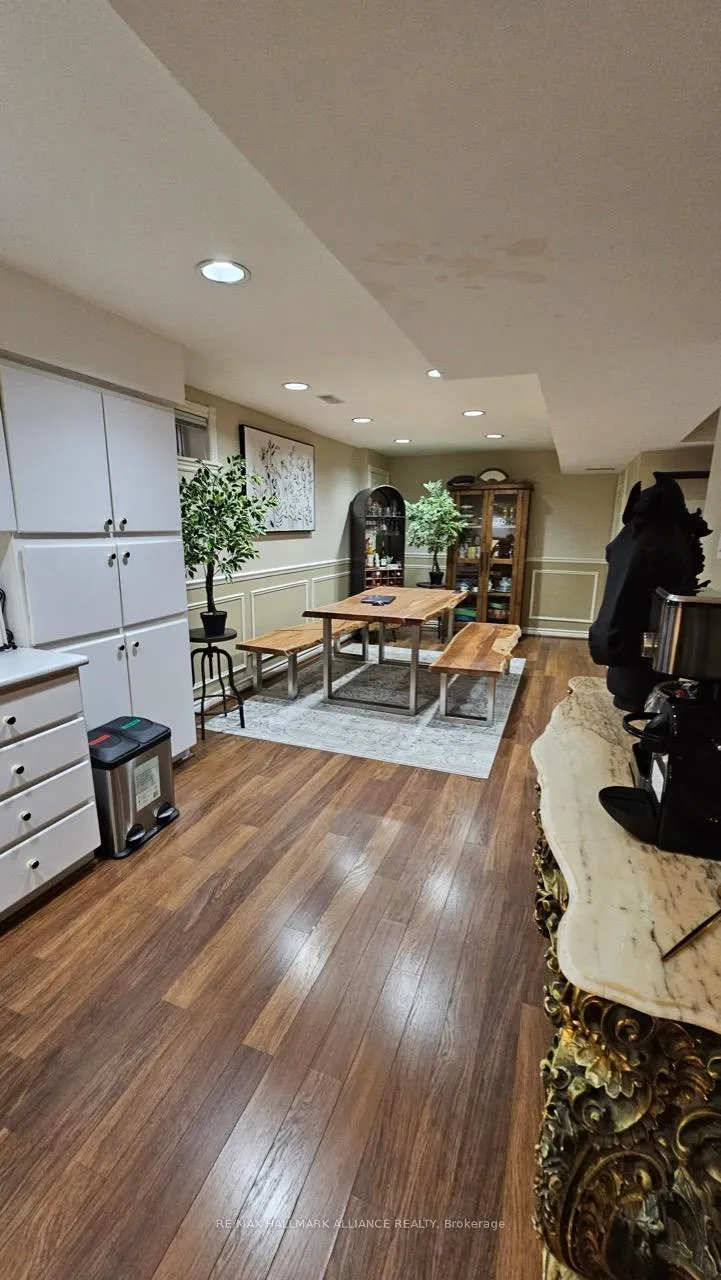 Photo 17 of Unit Lower, 33 Trevor Street, Vaughan, East Woodbridge — HOMEH