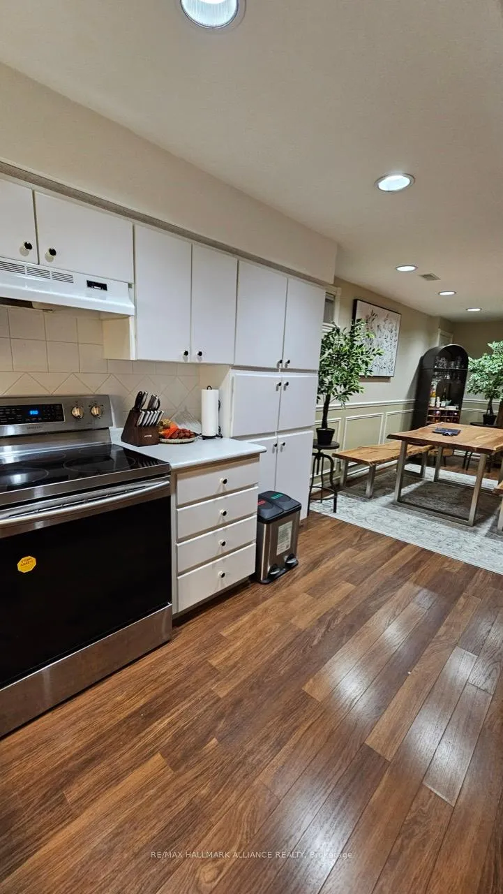 Photo 19 of Unit Lower, 33 Trevor Street, Vaughan, East Woodbridge — HOMEH