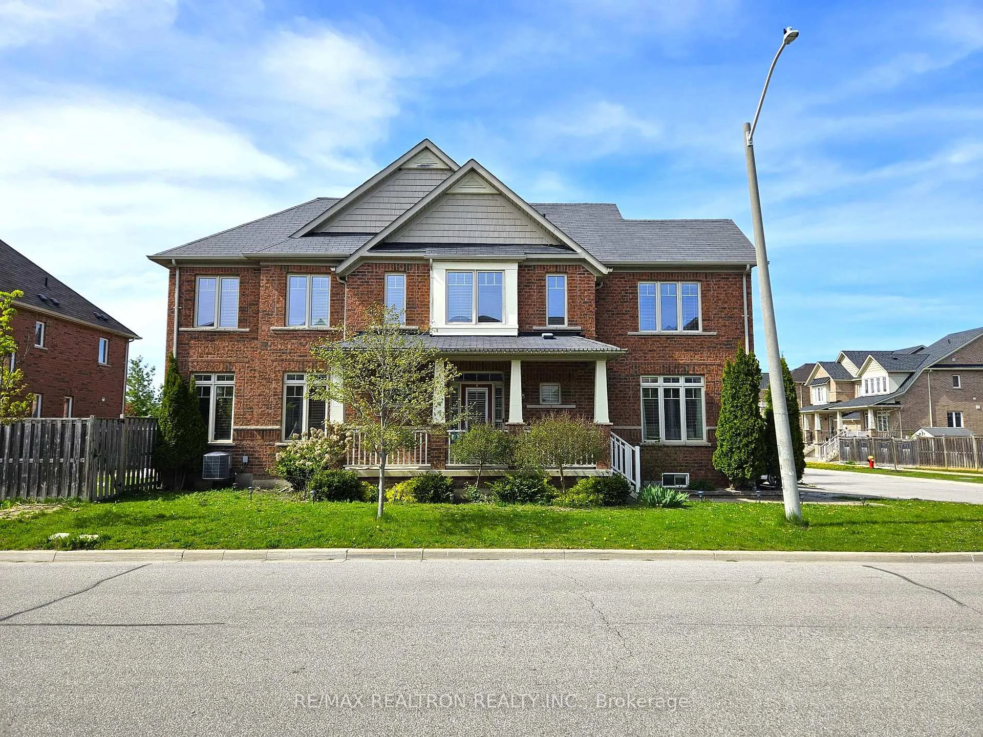 Front of 59 Chao Crescent