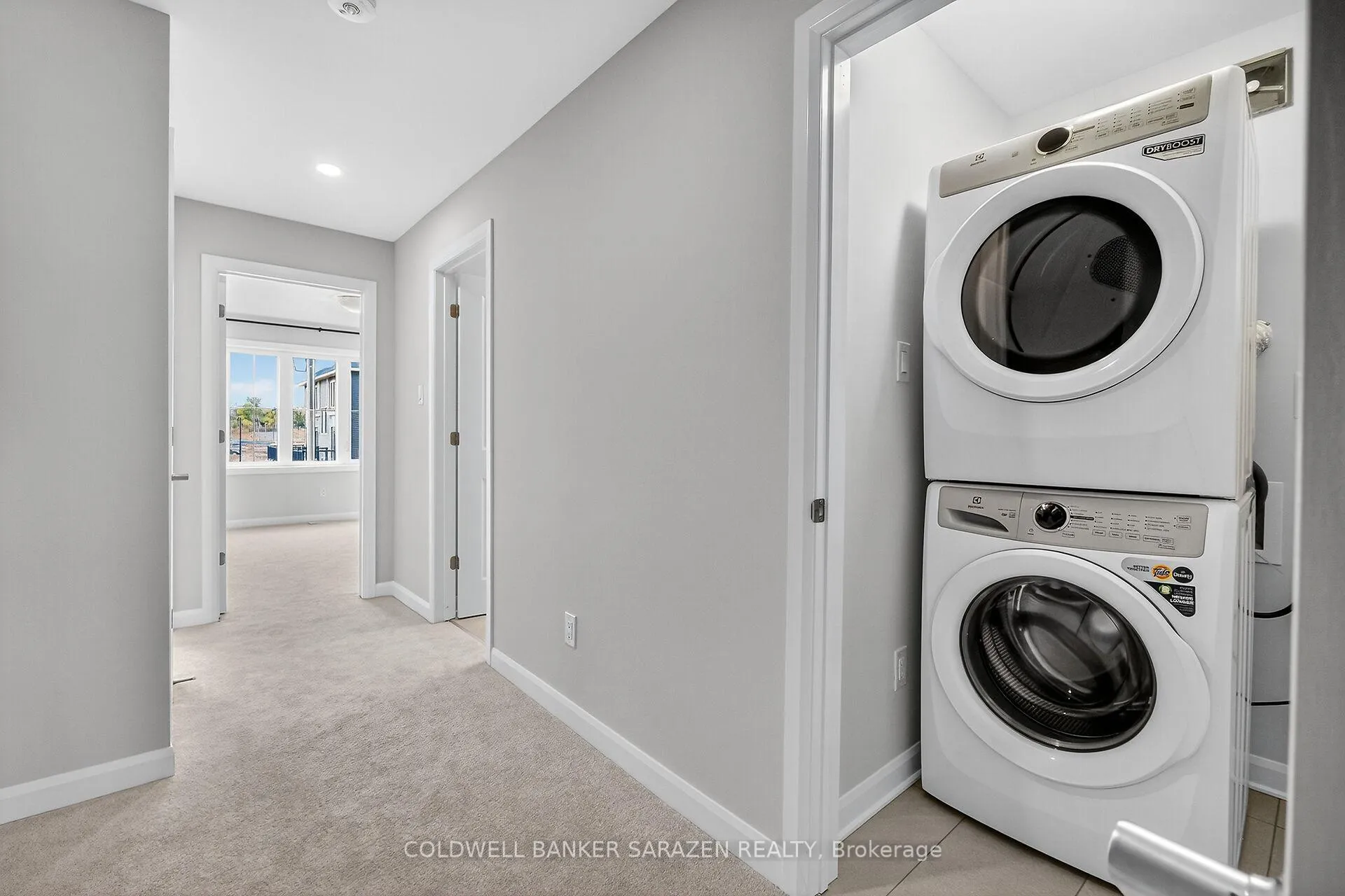 Photo 35 of 936 Eileen Vollick Crescent, Ottawa, Kanata - Morgan's Grant/South March — HOMEH