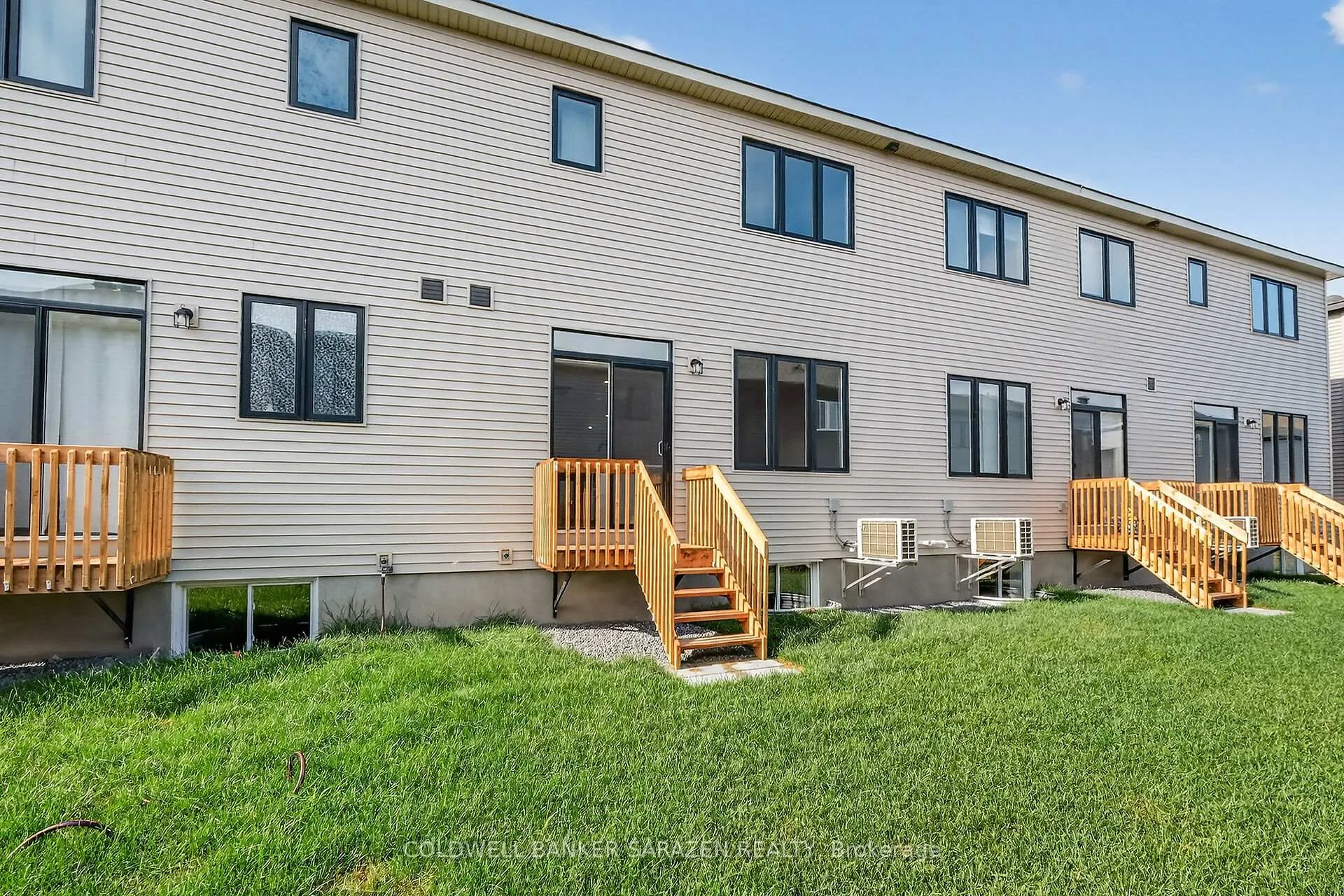 Photo 40 of 936 Eileen Vollick Crescent, Ottawa, Kanata - Morgan's Grant/South March — HOMEH