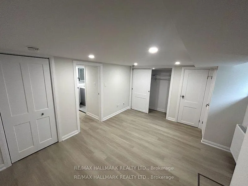 Photo 4 of Unit Lower, 100 Lawton Boulevard, Toronto, Yonge-St. Clair — HOMEH