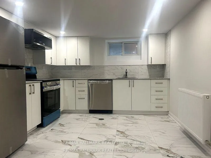 Photo 8 of Unit Lower, 100 Lawton Boulevard, Toronto, Yonge-St. Clair — HOMEH