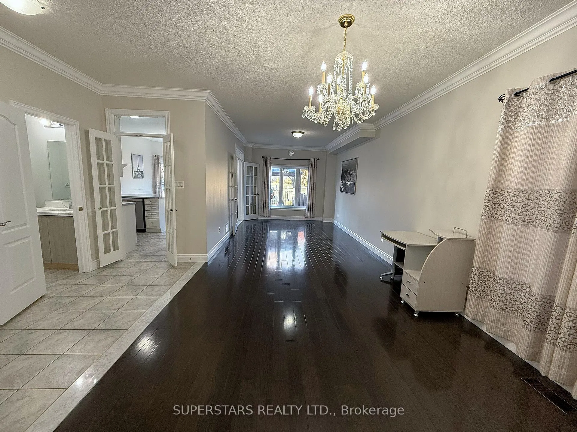 Photo 2 of 28 Quantum Street, Markham, Middlefield — HOMEH