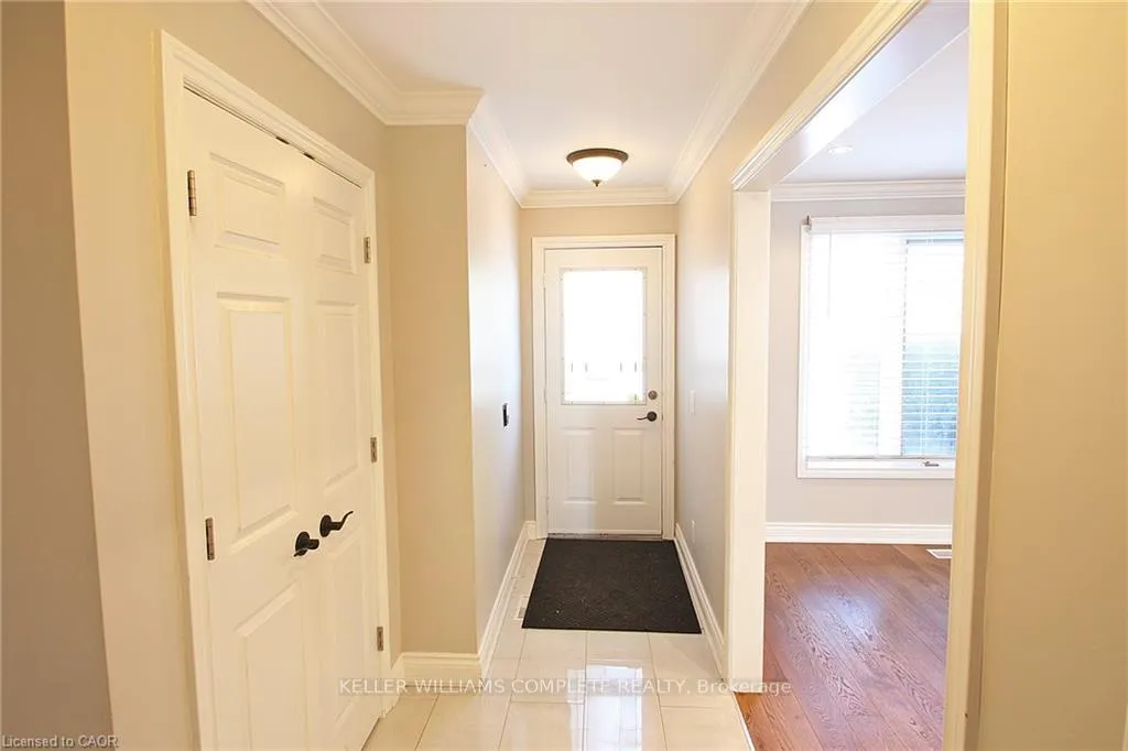Photo 15 of 14 Oceanic Drive, Hamilton, Lakeshore — HOMEH