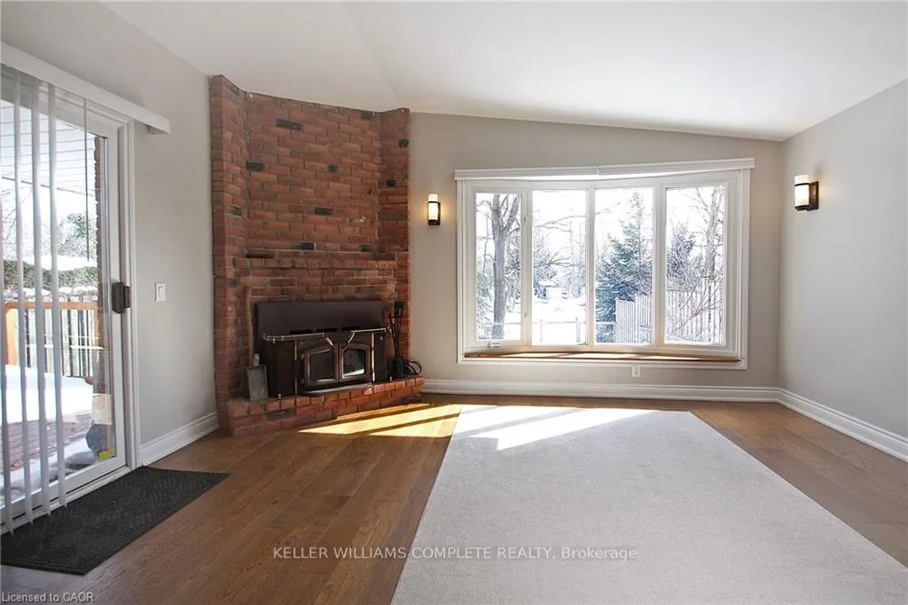 Photo 19 of 14 Oceanic Drive, Hamilton, Lakeshore — HOMEH
