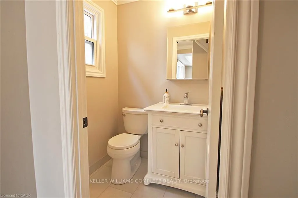 Photo 21 of 14 Oceanic Drive, Hamilton, Lakeshore — HOMEH