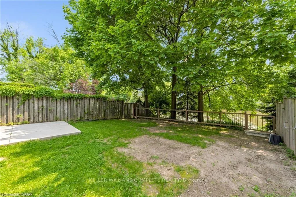Photo 33 of 14 Oceanic Drive, Hamilton, Lakeshore — HOMEH