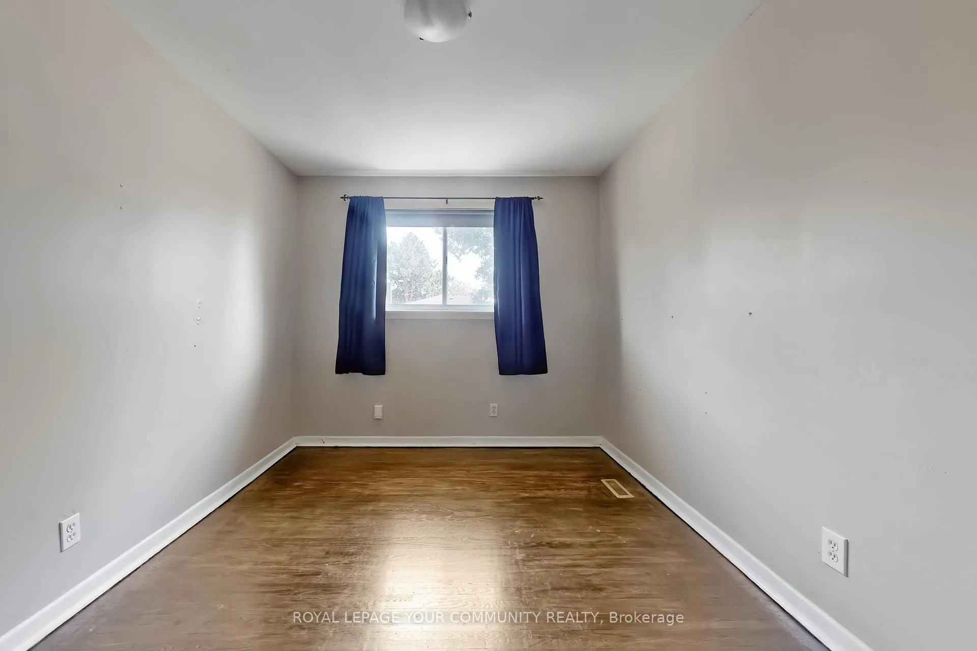 Photo 30 of Unit Upper, 23 Fontainbleau Drive, North York, Newtonbrook West — HOMEH