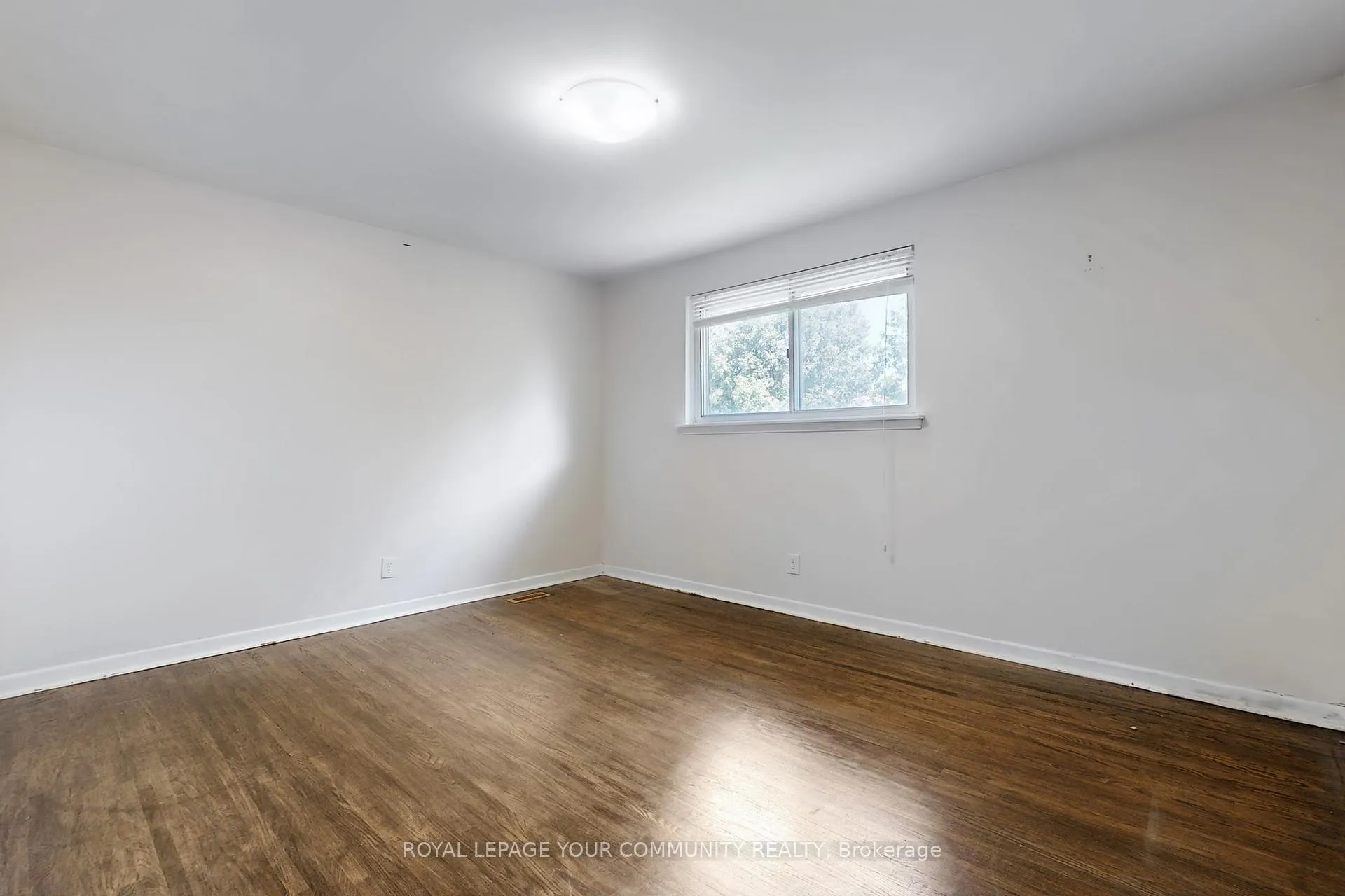 Photo 31 of Unit Upper, 23 Fontainbleau Drive, North York, Newtonbrook West — HOMEH