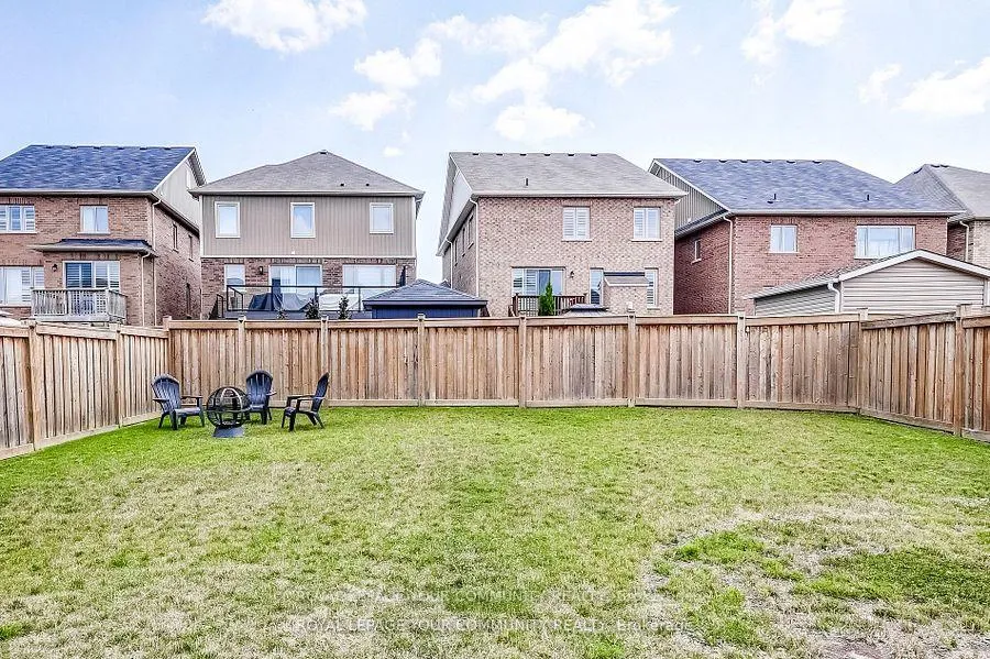 Photo 39 of 136 Casserley Crescent, New Tecumseth, Tottenham — HOMEH